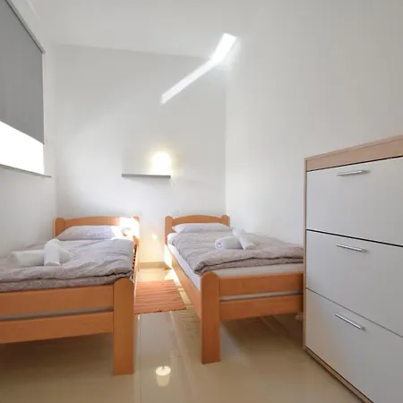With Parking Space - 26944 Apartamento